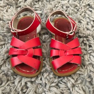 Salt Water sandal size 5 toddler.